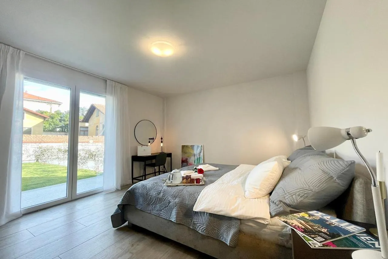 Modern House Apartments Menaggio